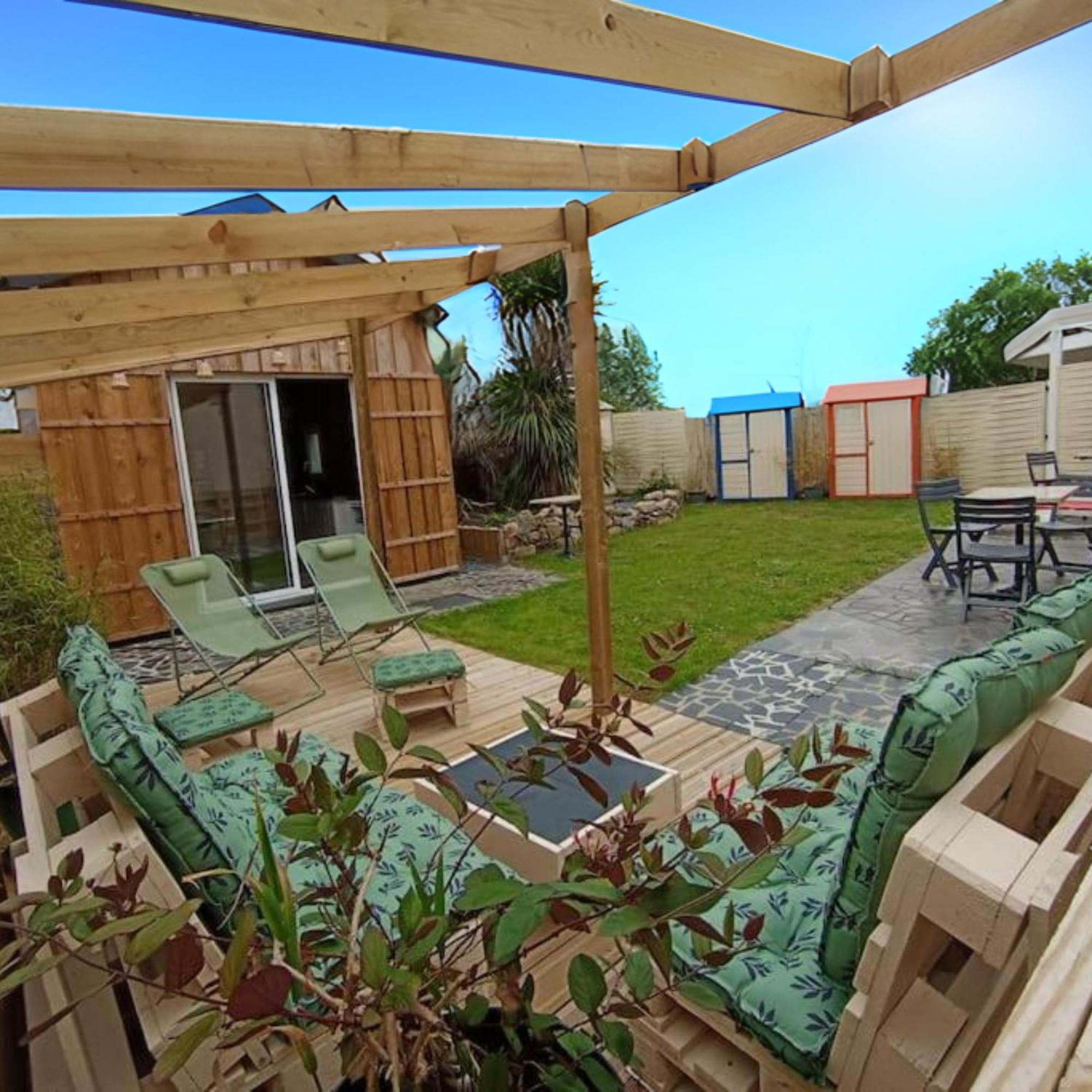 Dans Une Maison Familiale Avec Jardin A 800M De La Plage Bréville-sur-Mer Eksteriør bilde